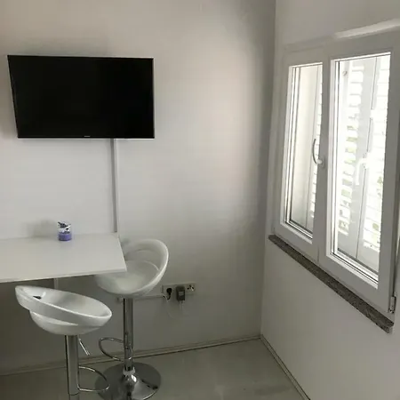 Apartmani Mai Drage 50M From The Sea Zewnętrze zdjęcie