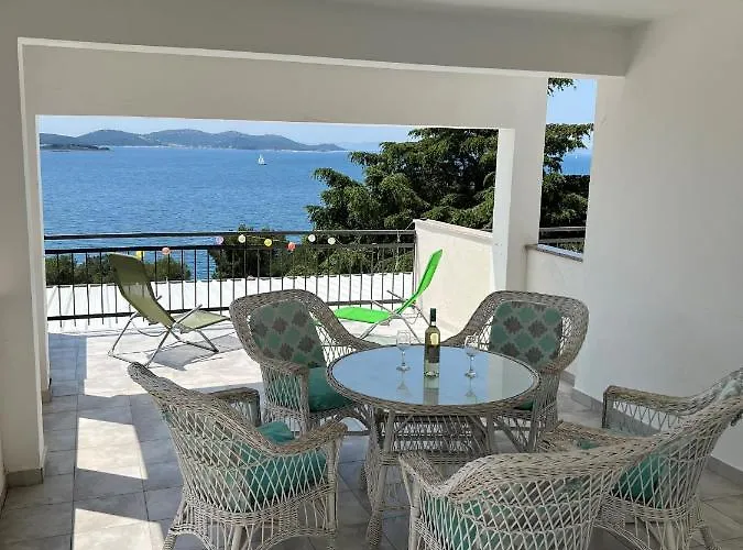 Apartmani Mai Drage 50M From The Sea