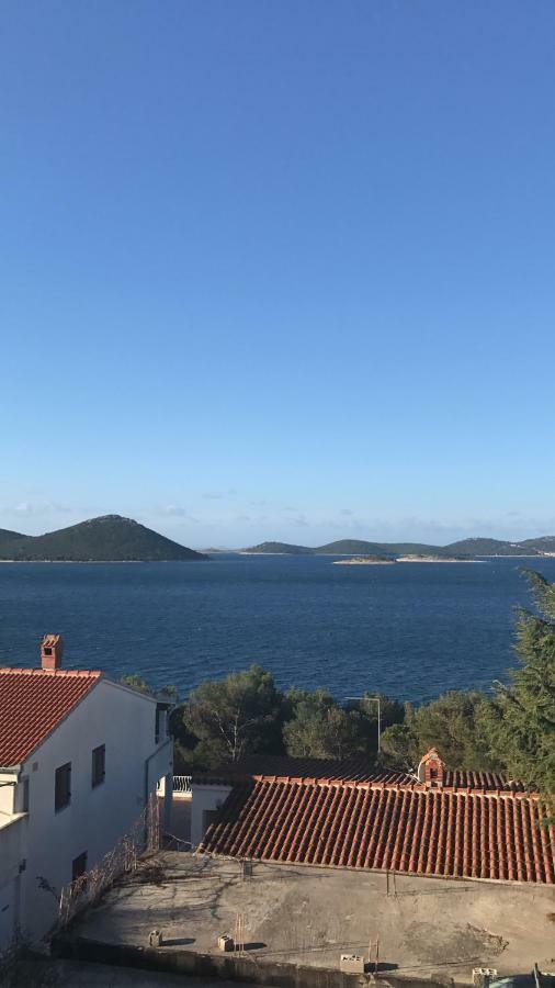 Mai 50m From The Sea Apartment Drage